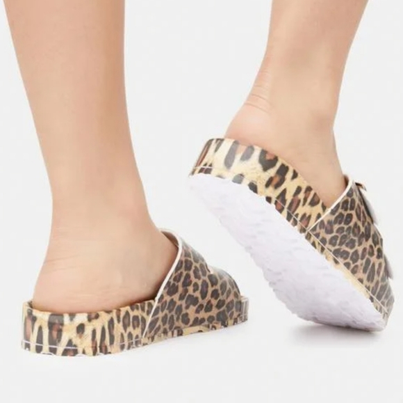 Leopard Slides🐆 - Picture 2 of 4